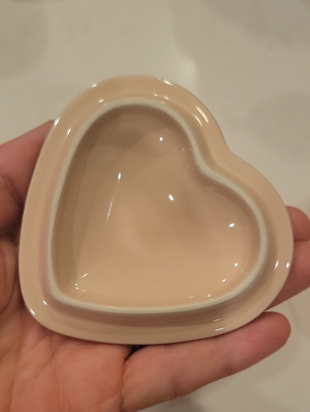 Mini Le Creuset Flame Hearts - Picture 7 of 10